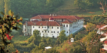 Γιορτάζει το ερχόμενο Σαββατοκύριακο η Ιερά Μονή Γενεθλίου Θεοτόκου Κλεισούρας Καστοριάς