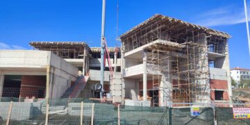 Σταμάτησαν οι εργασίες στο κτήριο της «ΗΛΙΑΧΤΙΔΑΣ»- Απλήρωτος ο εργολάβος