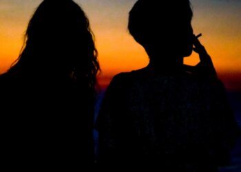 Απαγόρευση καπνίσματος: Τι θα γίνει σε εξωτερικούς χώρους, εστιατόρια και πανεπιστήμια