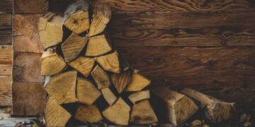 Καυσόξυλα: Πού θα κυμανθεί η τιμή τους τον φετινό χειμώνα
