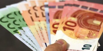 ΚΕΑ – Επίδομα Παιδιού: Πότε μπαίνει η «μπόνους» δόση, για ποιους η αύξηση 50%