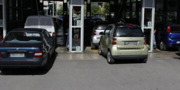 Με πρόστιμα κινδυνεύουν χιλιάδες αυτοκίνητα στην Ελλάδα – Τι πρέπει να κάνουν οι ιδιοκτήτες