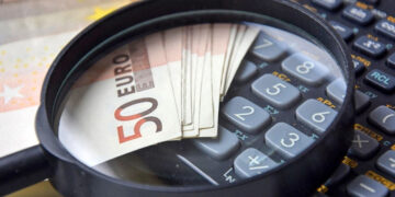 Σφίγγει ο κλοιός για τους ελεύθερους επαγγελματίες – Τι αλλάζει