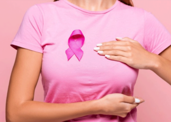 Πάνω από 400.000 γυναίκες έκαναν δωρεάν μαστογραφία, σε 26.000 βρέθηκαν ευρήματα