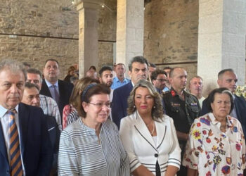 Καστοριά: Η Λίνα Μενδώνη στα θυρανοίξια της μονής Τσούκας που χρονολογείται από το 1255