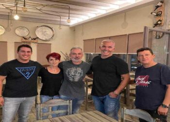 Ο Στέλιος Ρόκκος στην Ταβέρνα "Ο Μπάμπης" στα Σέρβια