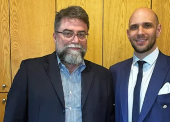 Β. Οικονόμου: Έδιωξε τον διευθυντή του γραφείου του – Φέρεται να εμπλέκεται σε υπόθεση trafficking 50 γυναικών