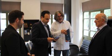 Επίσκεψη του Υπουργού Ψηφιακής Διακυβέρνησης Δημήτρη Παπαστεργίου στο Δημαρχείο Σερβίων