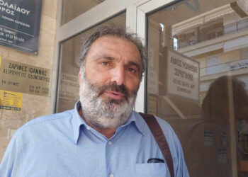 Για τον “αναβρασμό” στο ΣΥΡΙΖΑ, καθώς και την επικείμενη συνεδρίαση της Κεντρικής Επιτροπής μίλησε στο e-ptolemeos το μέλος της  Κ.Ε. Κωνσταντίνος Πασσαλίδης  (ρεπορτάζ της Κούλας Πουλασιχίδου)