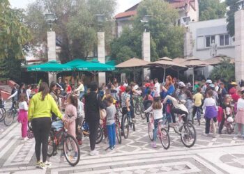 Ποδηλατάδα και ενημέρωση των πολιτών από τους μαθητές του 6ου Δημοτικού Πτολεμαΐδας