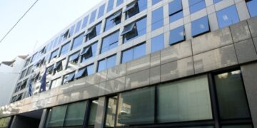 Προκήρυξη για 172 θέσεις εργασίας στην Πολεμική Αεροπορία