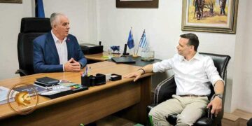 Σχετικά με τις περιοδείες του Χάρη Δούκα και την αναγκαιότητα να είναι παρών στο Δημαρχείο του