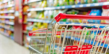 Θεοδωρικάκος: Πέφτουν οι τιμές από τα μέτρα κατά της ακρίβειας – Μέχρι και -10% με το “καλάθι του μαθητή”