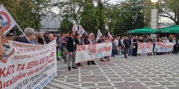 Πτολεμαΐδα: Δυναμικό συλλαλητήριο για την τηλεθέρμανση με σύνθημα «Μας χρωστάνε. Δεν χρωστάμε» (φωτο-video)