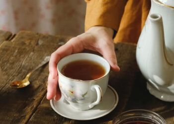 Αυτά τα 2 ροφήματα μειώνουν τον κίνδυνο εμφάνισης άνοιας – Νέα μελέτη