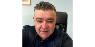 Κ. Βύζας: “Ο κομιστής θα έπρεπε να εξυπηρετεί το δημόσιο συμφέρον” – Η νέα αινιγματική ανάρτηση του αντιπεριφερειάρχη και οι αιχμές