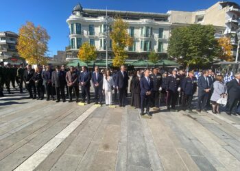 Κοζάνη: Η επιμνημόσυνη δέηση και οι καταθέσεις στεφάνων για την εθνική επέτειο της 28ης Οκτωβρίου