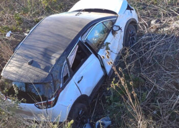 ΠΡΙΝ ΛΙΓΟ: Τροχαίο ατύχημα έξω από την Πτολεμαΐδα: Τέσσερα άτομα στο νοσοκομείο