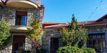 Λιμνοχώρι: Σε κρίσιμη κατάσταση ο 48χρονος που δηλητηριάστηκε στο ξενοδοχείο και νοσηλεύεται σε ΜΕΘ