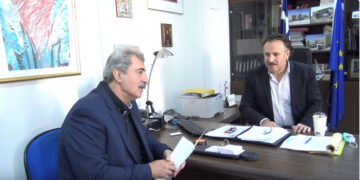 Στο Μαμάτσειο Νοσοκομείο Κοζάνης ο Παύλος Πολάκης: «Διαπιστώνω τα ίδια προβλήματα όπως σε όλη τη χώρα»- Τι είπε για τα εσωκομματικά του ΣΥΡΙΖΑ