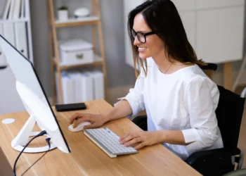 ΑΣΕΠ: Άνοιξε η πλατφόρμα αιτήσεων για τις 1.592 θέσεις στο Δημόσιο για ΑμεΑ