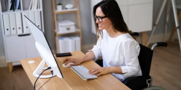 ΑΣΕΠ: Άνοιξε η πλατφόρμα αιτήσεων για τις 1.592 θέσεις στο Δημόσιο για ΑμεΑ