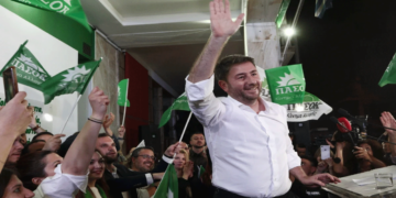 Σαρωτική νίκη Ανδρουλάκη με 59,92% στο 83,73% των εκλογικών τμημάτων