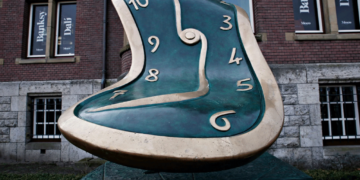 Αλλαγή ώρας: 5 «μυστικά» που θα μας βοηθήσουν να προσαρμοστούμε στη χειμερινή