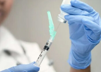 Εμβόλιο γρίπης: Ποιοι χρειάζεται να το κάνουν – Τι ανακοίνωσε το υπουργείο Υγείας