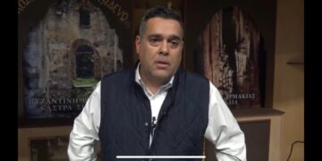 «Δεν συνυπάρχω στην ίδια παράταξη με όσους απειλούν σπίτια και οικογένειες»- Ανεξαρτητοποιήθηκε ο Χάρης Γκοβεδάρος- «Δεν υπάρχει κρίση», το σχόλιο Αμανατίδη- Οι αντιδράσεις της αντιπολίτευσης(video)