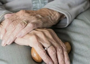 Σπείρα εξαπατούσε ηλικιωμένες σε όλη την Ελλάδα