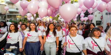 Πρόληψη και Δικαίωμα στη Λήθη τα μηνύματα που βγήκαν από την εκδήλωση για τον Καρκίνο του Μαστού στο «Κοβεντάρειο»