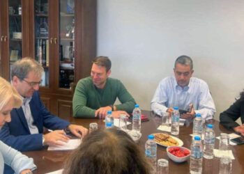 Ο Στέφανος Κασσελάκης στην Κοζάνη – Συνάντηση με Θ.Θεοδουλίδη