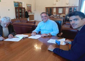 Δήμος Κοζάνης: Υπογραφή σύμβασης για την ανάπλαση του Κλειστού Γυμναστηρίου Λευκόβρυσης