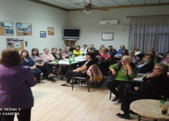 Πραγματοποιήθηκε με επιτυχία η ενημερωτική εκδήλωση του Συλλόγου Γυναικών Αμυνταίου για την πρόληψη του καρκίνου του Μαστού (Φωτογραφίες)