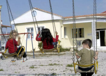 Στοιχεία σοκ: To 2050 ο πληθυσμός της Ελλάδας δεν θα ξεπερνά τα 7,5 εκατ.