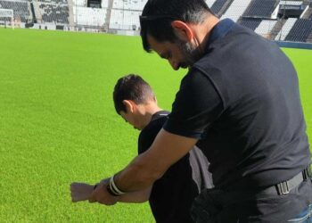 ΠΑΟΚ: Ο μικρός Γιάννης συγκίνησε με τα πρώτα του βήματα στην Τούμπα