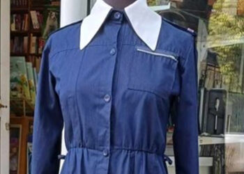 Τι απαντά το Υπ. Παιδείας για την επαναφορά της σχολικής στολής – Αίτημα από γονείς