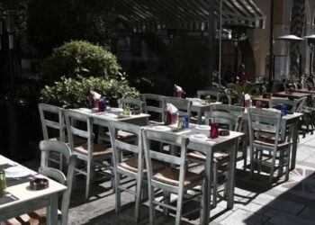 Πτολεμαΐδα: Έγραψαν καφετέρια για τραπεζοκαθίσματα, ενώ δεν είχαν εξετάσει την αίτηση που είχε καταθέσει για τον ίδιο σκοπό