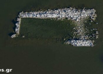 Λίμνη Βόλβη: Αναδύθηκε από τα νερά της ένα Βυζαντινό κάστρο