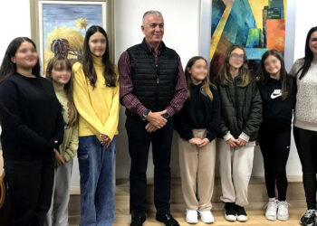 Αμύνταιο: Συνέντευξη σε μαθητές ΚΔΑΠ έδωσε ο Γ. Λιάσης