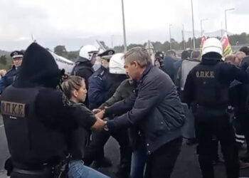 Μεγαλόπολη: Επεισόδια στην πορεία διαμαρτυρίας για το κλείσιμο της λιγνιτικής μονάδας (Βίντεο)