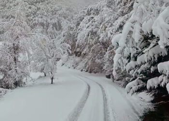 Ντύθηκε στα λευκά η Κλεισούρα (Φωτογραφίες & βίντεο)