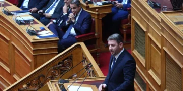 ΠΑΣΟΚ: Τι αλλάζει στα προνόμια τώρα που έγινε αξιωματική αντιπολίτευση