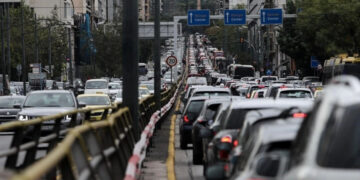 Αναρτήθηκαν τα τέλη κυκλοφορίας για το έτος 2025 – Πώς θα τα εκτυπώσετε και οι τρόποι πληρωμής