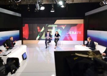 Ντιμπέιτ στον ΣΥΡΙΖΑ: Τα συγκρουσιακά δίπολα, οι βουτιές στο παρελθόν και οι επιθέσεις στον Κασσελάκη