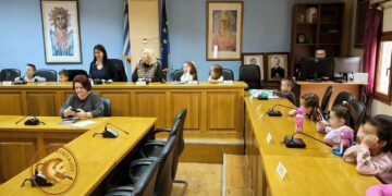 Οι λιλιπούτειοι μαθητές του 2ου Νηπιαγωγείου Αμυνταίου συγκάλεσαν.. Δημοτικό Συμβούλιο