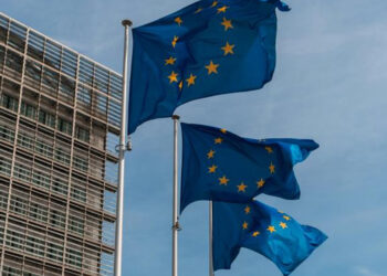 Προσλήψεις στην Ευρωπαϊκή Ένωση: Ανακοινώθηκε διαγωνισμός για 622 θέσεις διοικητικών υπαλλήλων