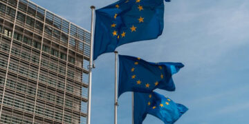 Προσλήψεις στην Ευρωπαϊκή Ένωση: Ανακοινώθηκε διαγωνισμός για 622 θέσεις διοικητικών υπαλλήλων