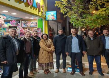 Επισκέψεις σε επιχειρήσεις στην Πτολεμαΐδα από τον επικεφαλής Γιάννη Μητλιάγκα και υποψηφίους του συνδυασμού «Ανάπτυξης Επιμελητήριο»